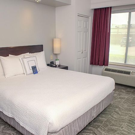Springhill Suites Houston Pearland Buitenkant foto